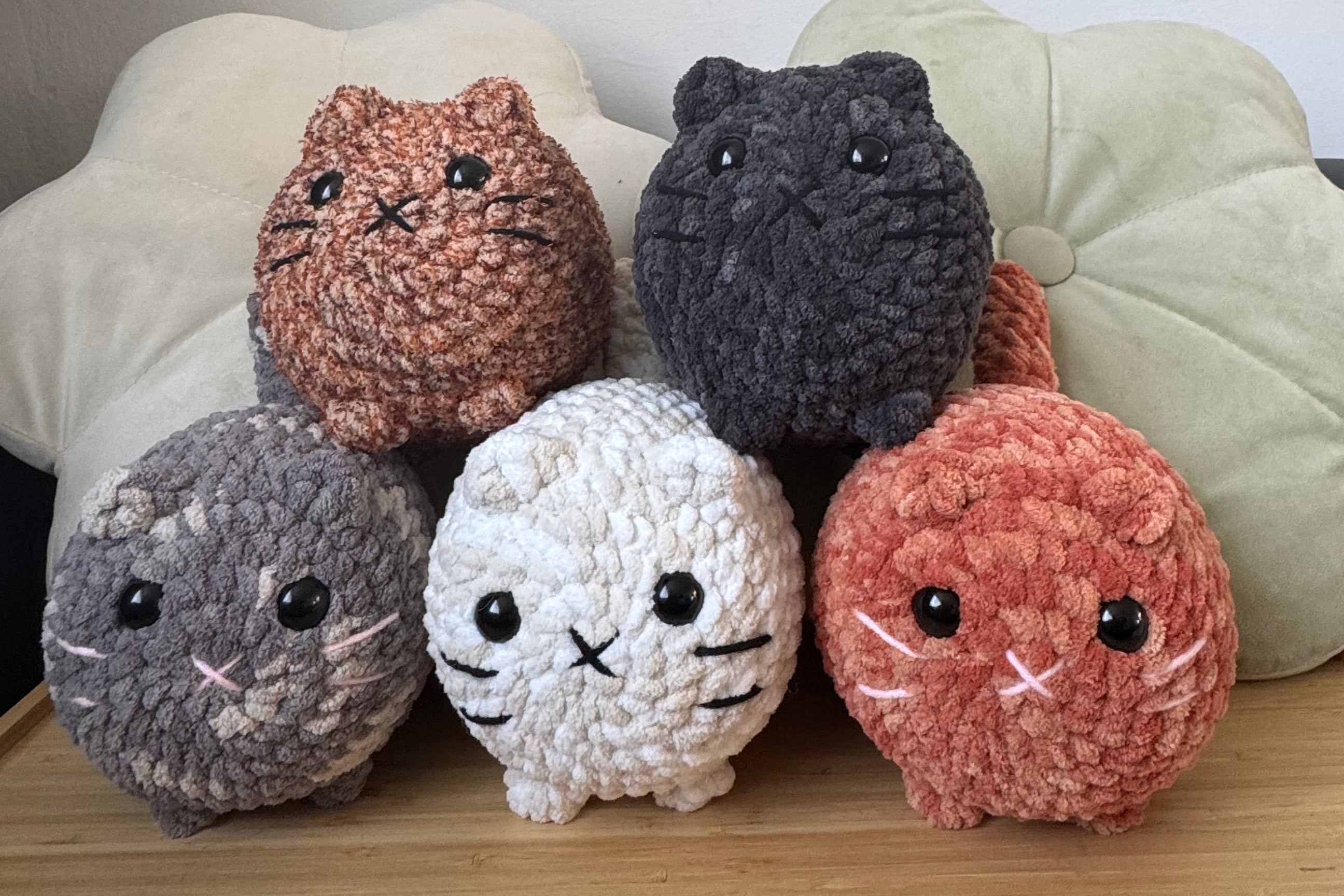Mama loaf cat